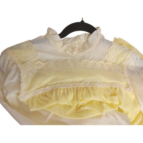 Vintage Christian Dior I. Magnin Butter Yellow White Floral Trim Nightgown READ - Picture 3 of 8